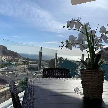 Billy's Marina 360 With Pool Access * Puerto De Mogan